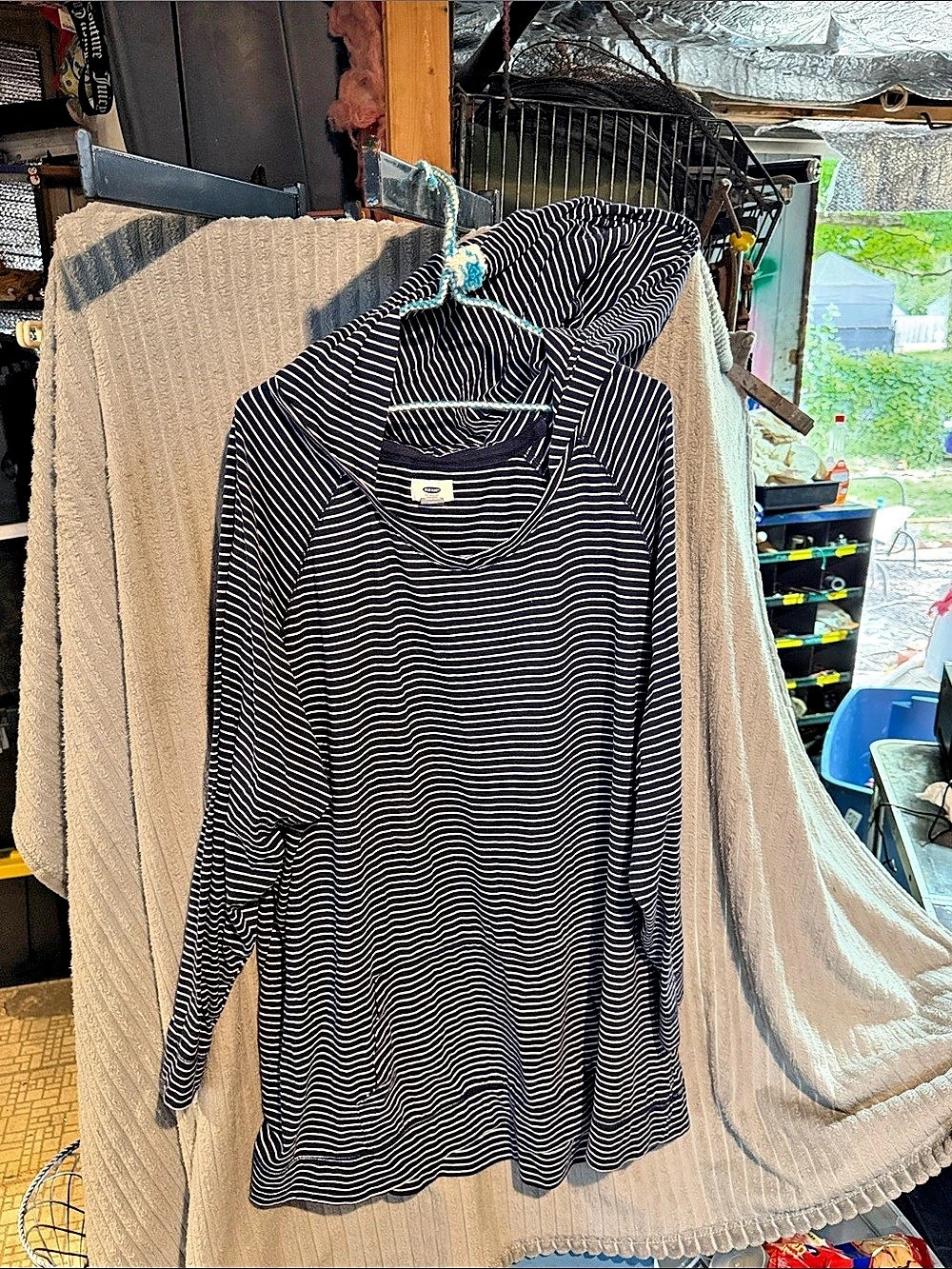 Old Navy Striped Long Sleeve Top in Blue & White Size 4x